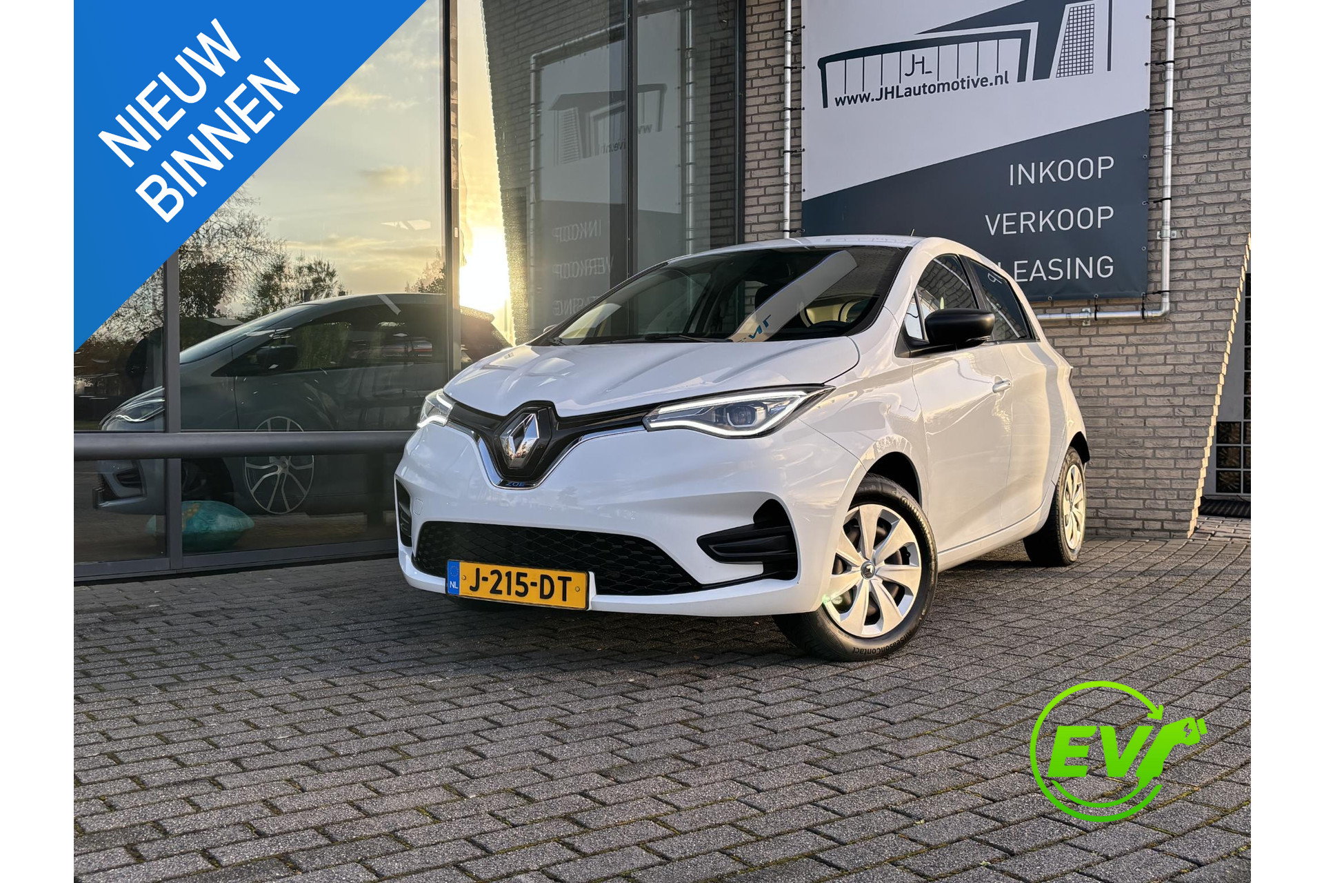 Renault ZOE R110 Life 52 kWh*KOOPACCU*3FASE*ECC*CAMERA*NAVI*